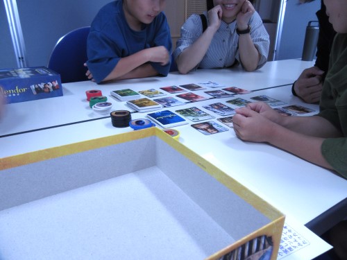 遊んでいる様子
